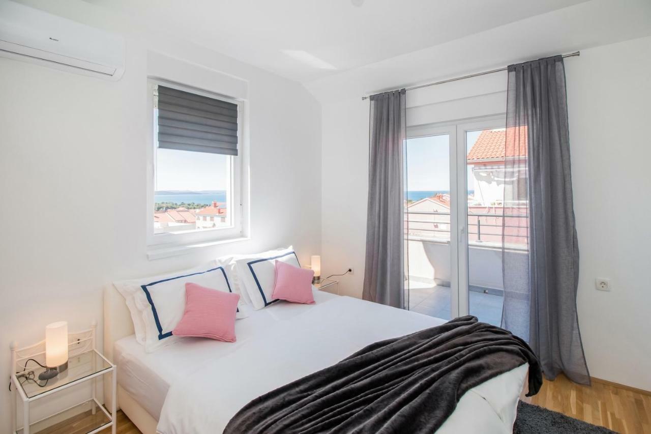Apartment Hera With Balcony And Free Parking Zadar Exterior photo